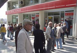 Mezarda emekliliğe karşı son tarih: 30 Nisan