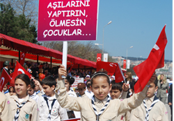 "Yaşayan tarih" töreni izledi