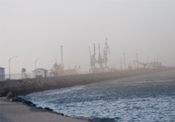 Demir tozu şehre savruldu