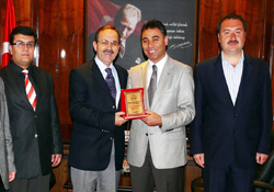 Turizmcilerden Şahin'e teşekkür