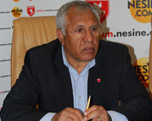 YÖNETİM KALMASINI İSTİYOR