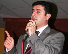Demirtaş: Başbakan Siirt'e gitmeli