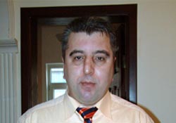 Arslan TOKİ'ye çattı