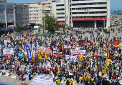 1 Mayıs renkli geçti