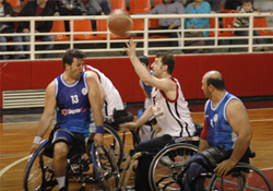 Engelligücü çok mutlu