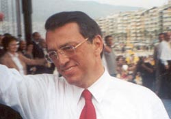Yılmaz Parti kuruyor