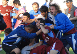 Güngören ve Akhisar Bank Asya'da