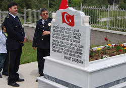 Şehit polis de unutulmadı