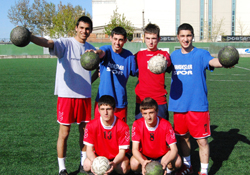 Yıldız Hentbolculara durmak yasak