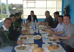 TARAFTARLAR'DAN GÜÇ BİRLİĞİ