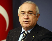 Çiçek: Özel hayata müdahale suçtur