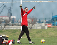 Fizik tedaviye başladı