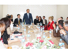 Genç Atakum'da belediyeciliği anlattı