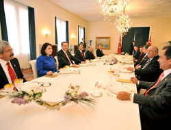 Yemeğe katılmayan tek lider