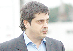 Kafa karıştırmak isteyenler var