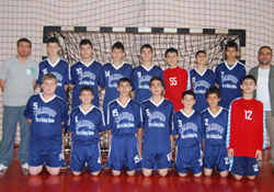 Mareşal gruptan çıkamadı