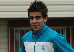 CAVCAV TURGUT'U İSTİYOR