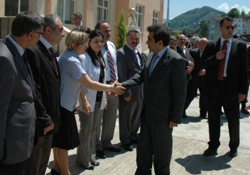 Vali ilçelerle vedalaştı