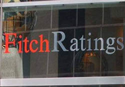 Fitch, İspanya'nın kredi notunu düşürdü