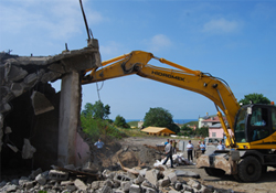 Büyükşehirden yıkım terörü