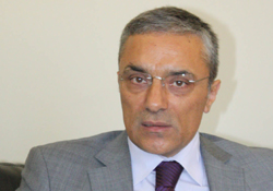 Genç'e nezaket ziyareti