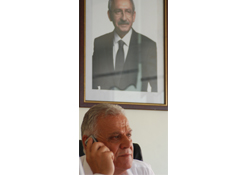 CHP'de 'çatlak' büyüyor
