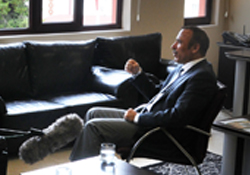 Genç, CNN Televizyonunda