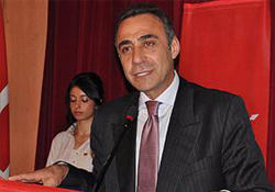 CHP İstanbul İl Başkanı Berhan Şimşek oldu