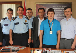 Şampiyon Altunsoy'u ziyaret etti