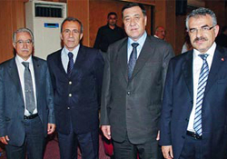 Adanada seçim yarına kaldı