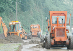 Karadeniz Sahil Yolunda heyelan