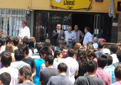 Öğrenciler artık tatilde