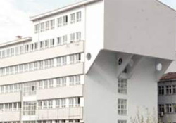 Emniyet binasına yıkım kararı