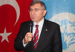 Terörle mücadelede kararlılık gerekiyor