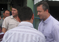 Topaloğlu  esnaf ve muhtarlarla buluştu