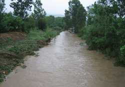 Dereköy tehdit saçıyor