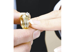 Evlenecekler kara kara düşünüyor