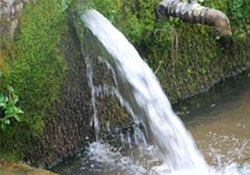 Susuzluk çeken köye bakın