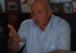Karapıçak çıldırdı