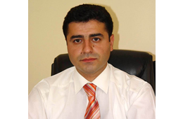 Bütün sorunların çözümü "diyalog"