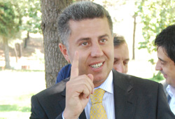 İMZALAR ÇOK YAKINDA