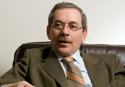 Abdüllatif Şener'den zafer sözü