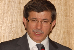 Türk gazeteciden skandal soru