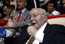 Kurtulmuş Erbakan'ı tarihe gömdü!