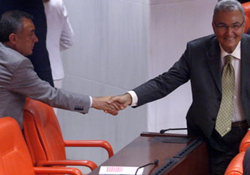 Erdoğan Baykal'la ilgili ne biliyor?