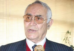 'Devlet, fındıktan elini çeksin'