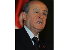 Devlet Bahçeli kime şamar indirecek?