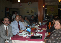 Tırnaklarımızla kazıyarak geldik