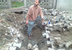 Bedel ödüyoruz