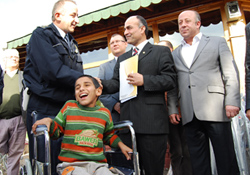 Beyazerin otopark serzenişi